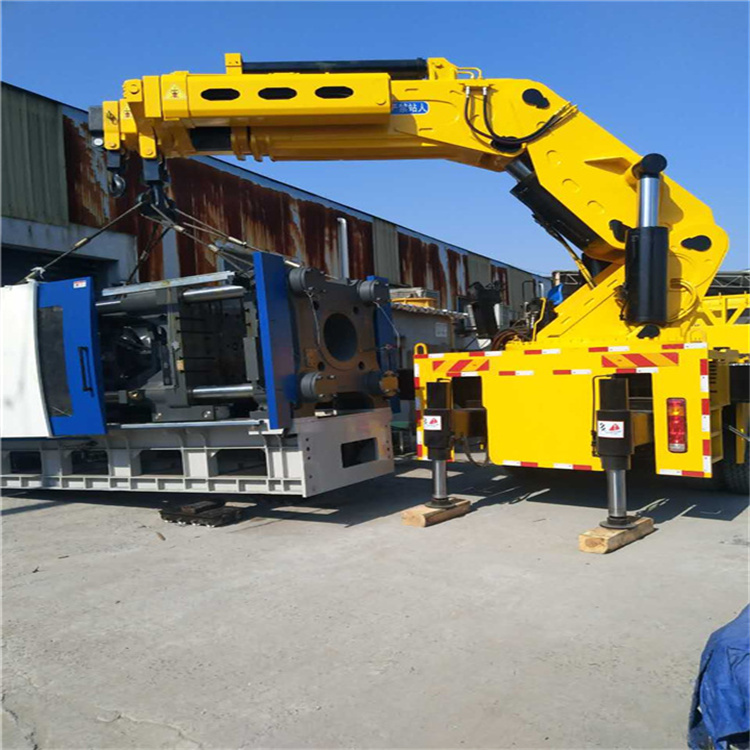 商水 大吨位折臂吊出租费用解析：一小时租赁多少钱